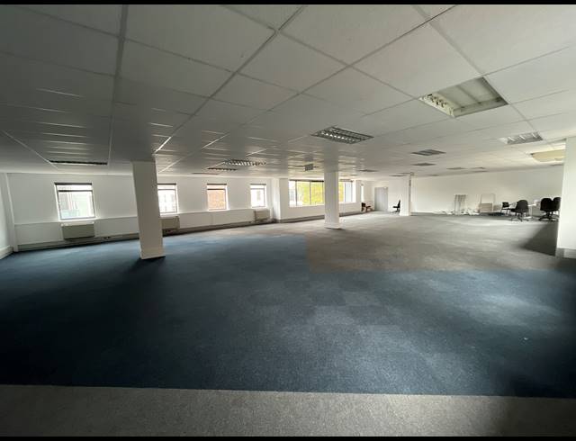 310.50M² OFFICE TO LET IN NEWLANDS